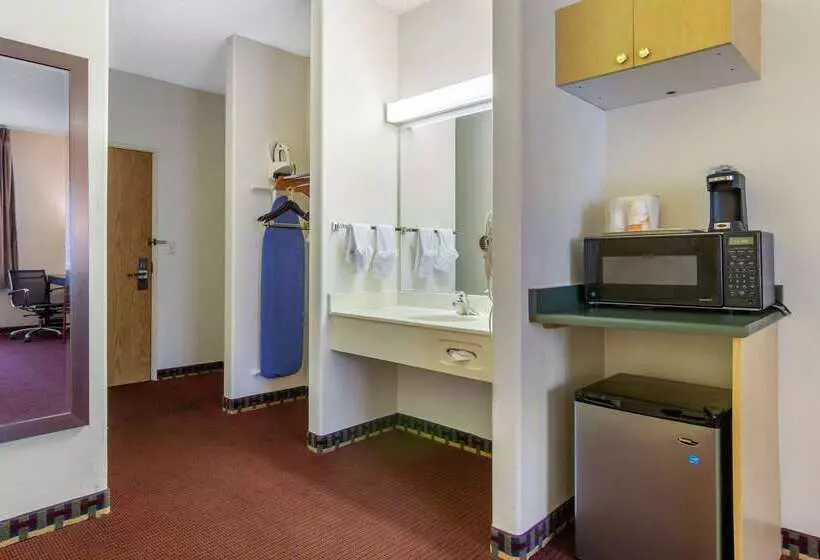 ホテル Quality Inn & Suites Lakewood  Denver Southwest