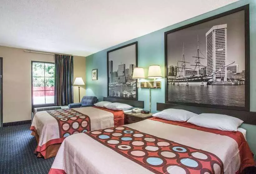 בית מלון כפרי Super 8 By Wyndham Camp Springs/andrews Afb Dc Area