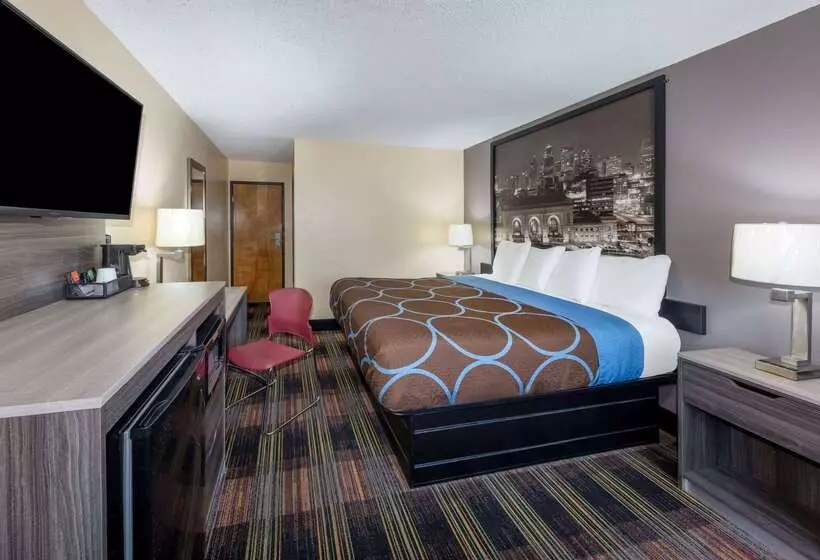 هتل Super 8 By Wyndham Kansas City At Barry Road/airport