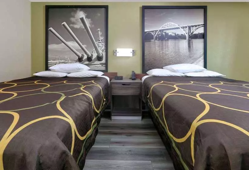 ホテル Super 8 By Wyndham Mobile/tillmans Corner