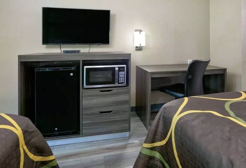 ホテル Super 8 By Wyndham Mobile/tillmans Corner