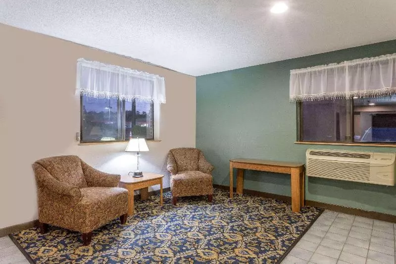 ホテル Super 8 By Wyndham Richmond Midlothian Turnpike