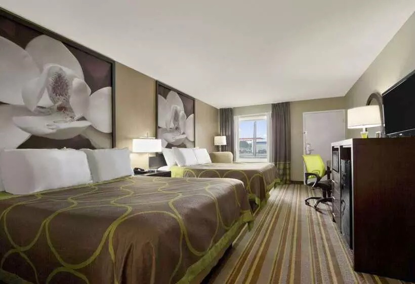 בית מלון כפרי Super 8 By Wyndham Tupelo Airport