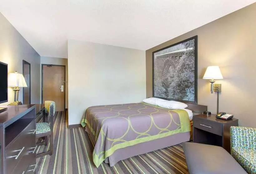 Отель Super 8 By Wyndham Weston Wv