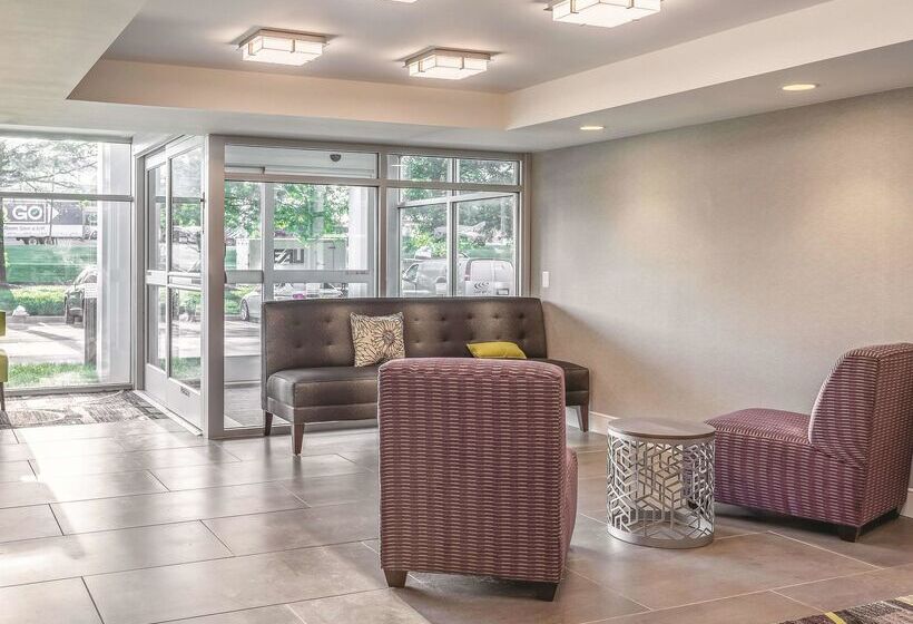 La Quinta By Wyndham Columbia / Fort Meade