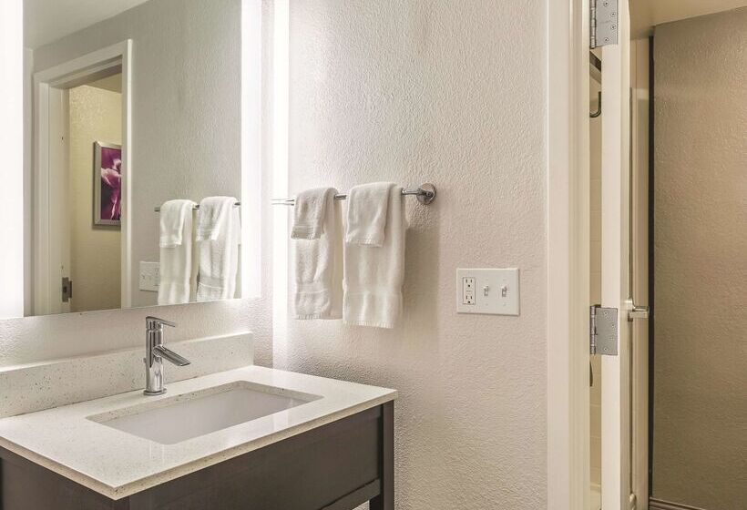 La Quinta By Wyndham Columbia / Fort Meade