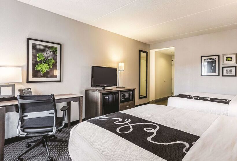 La Quinta By Wyndham Columbia / Fort Meade