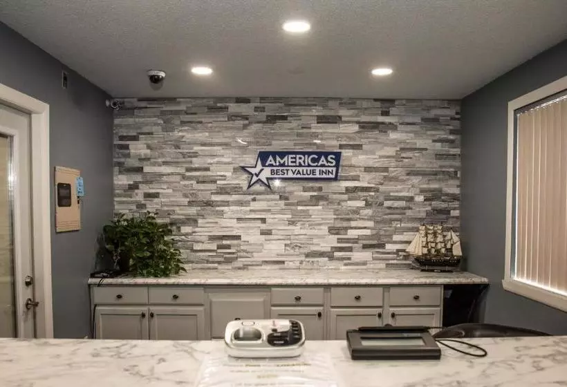 Мотель Americas Best Value Inn & Suites Detroit Lakes