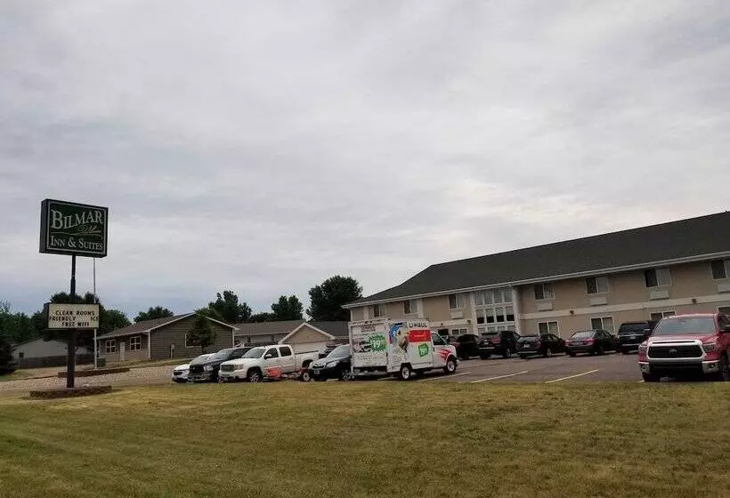 מוטל Bilmar Inn & Suites Dell Rapids