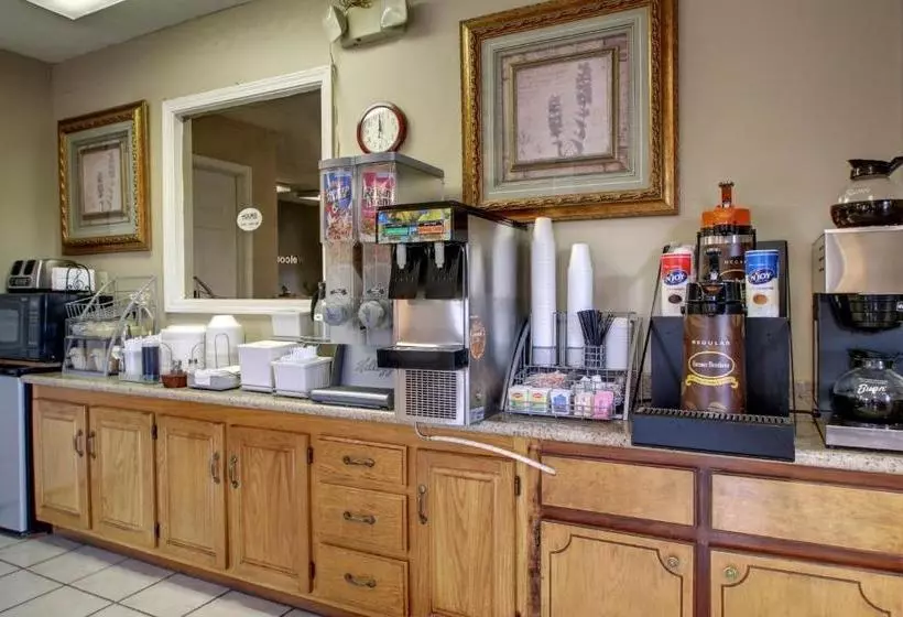 Мотель Oak Tree Inn Durant