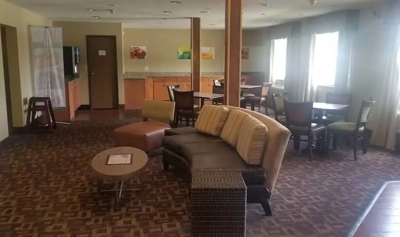 فندق على الطريق Quality Inn Chesterton Near Indiana Dunes National Park I94