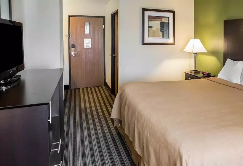 فندق على الطريق Quality Inn Chesterton Near Indiana Dunes National Park I94