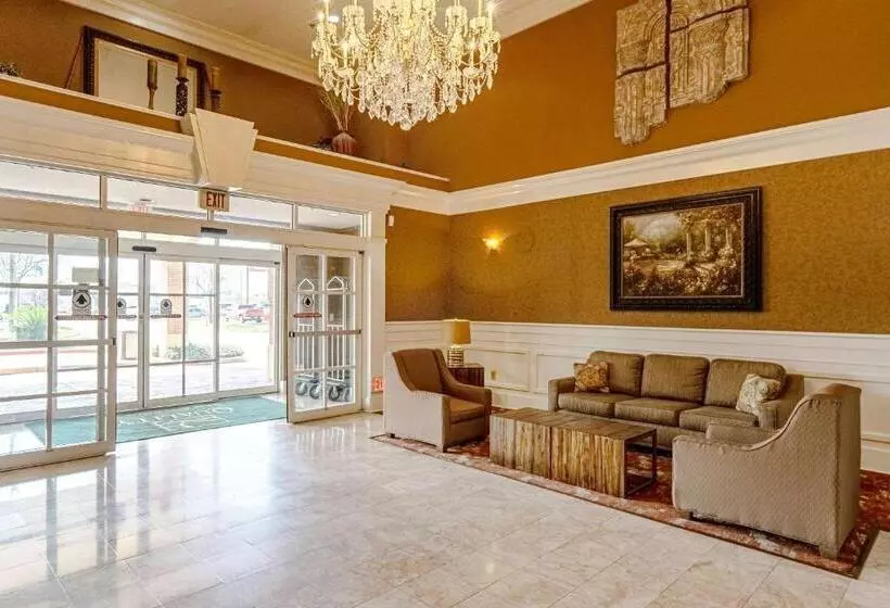 Мотель Quality Suites San Antonio Northeast