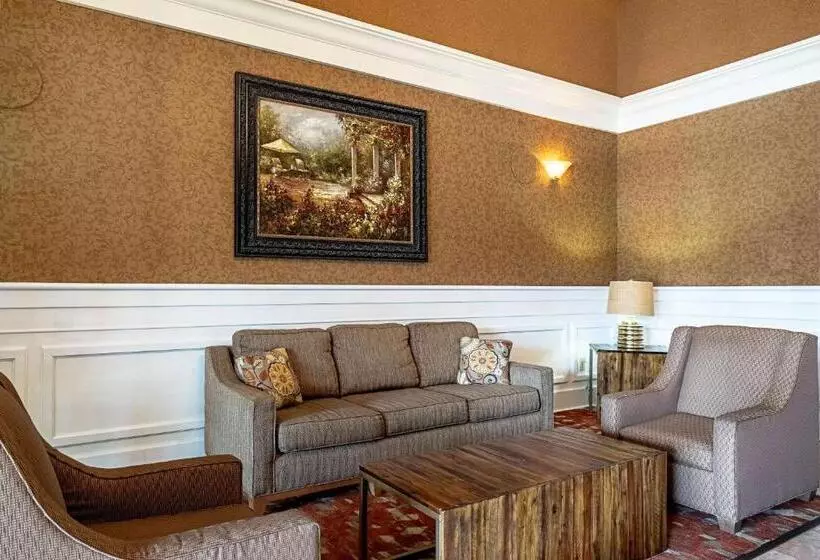 Мотель Quality Suites San Antonio Northeast