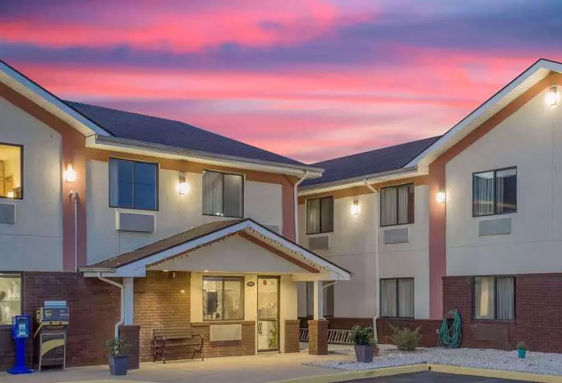 مُتل Super 8 By Wyndham Appomattox Va