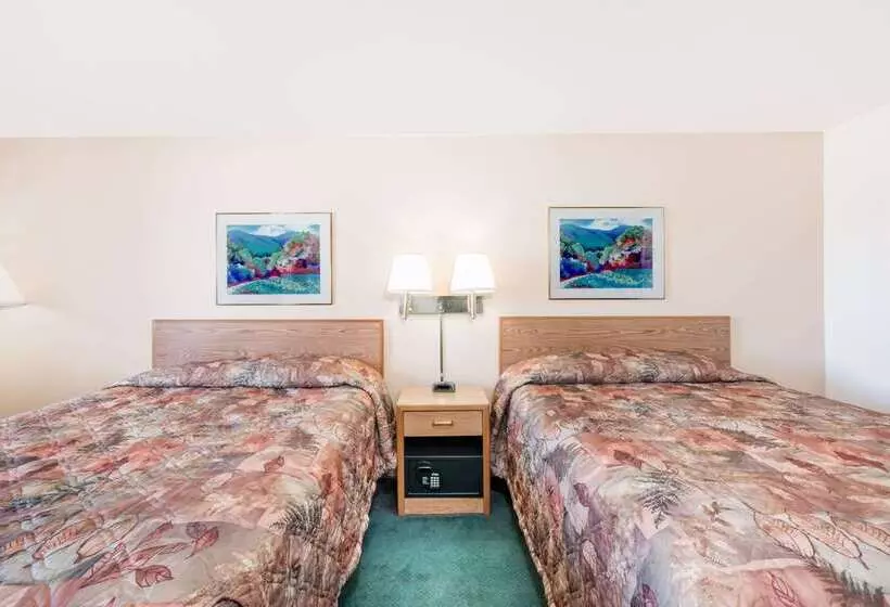 فندق على الطريق Super 8 By Wyndham Belle Fourche Sd