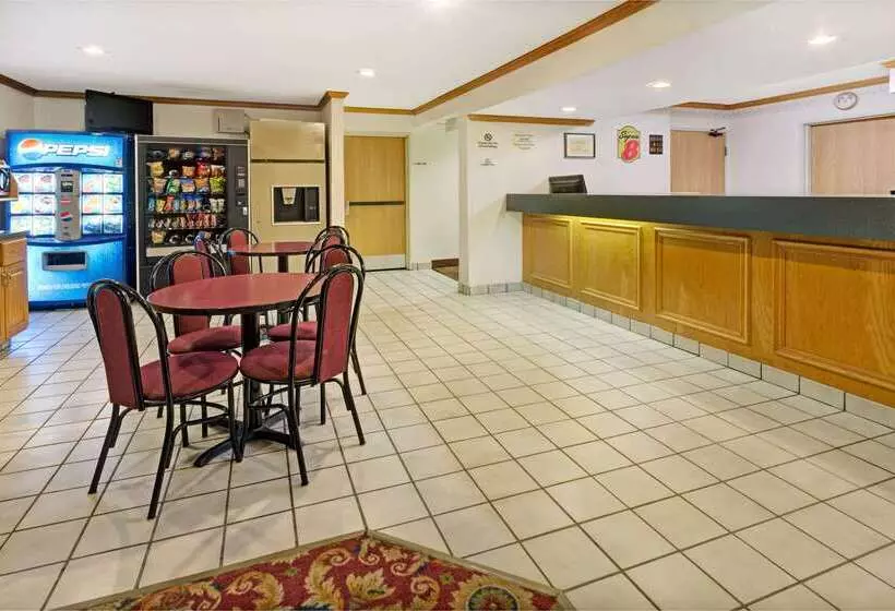 Мотель Super 8 By Wyndham Canonsburg/pittsburgh Area