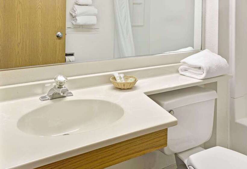 Мотель Super 8 By Wyndham Canonsburg/pittsburgh Area