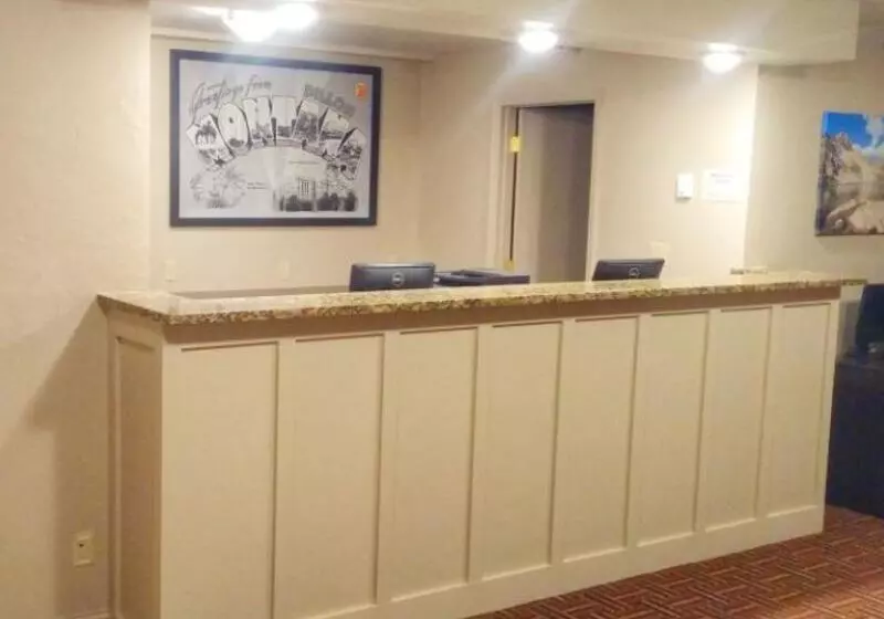 Мотель Super 8 By Wyndham Dillon