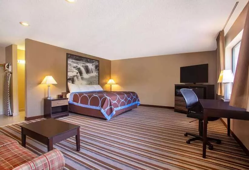 汽车旅馆 Super 8 By Wyndham Elkins