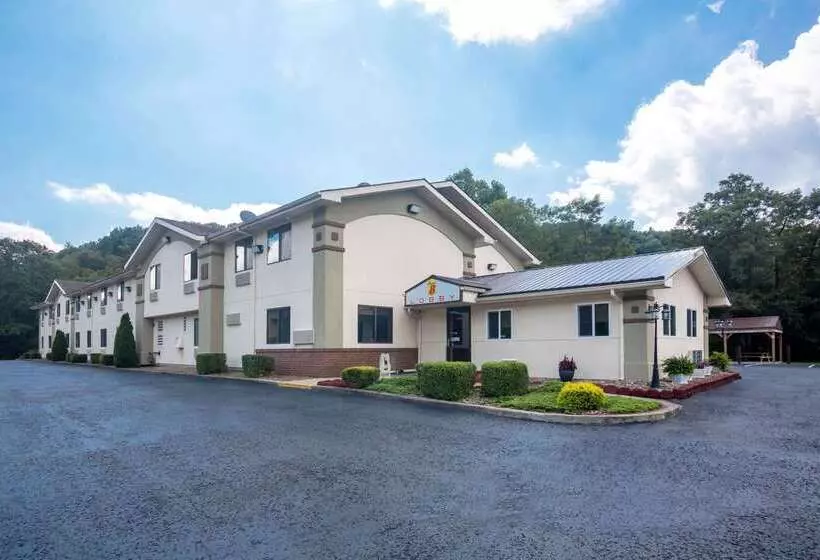 汽车旅馆 Super 8 By Wyndham Elkins