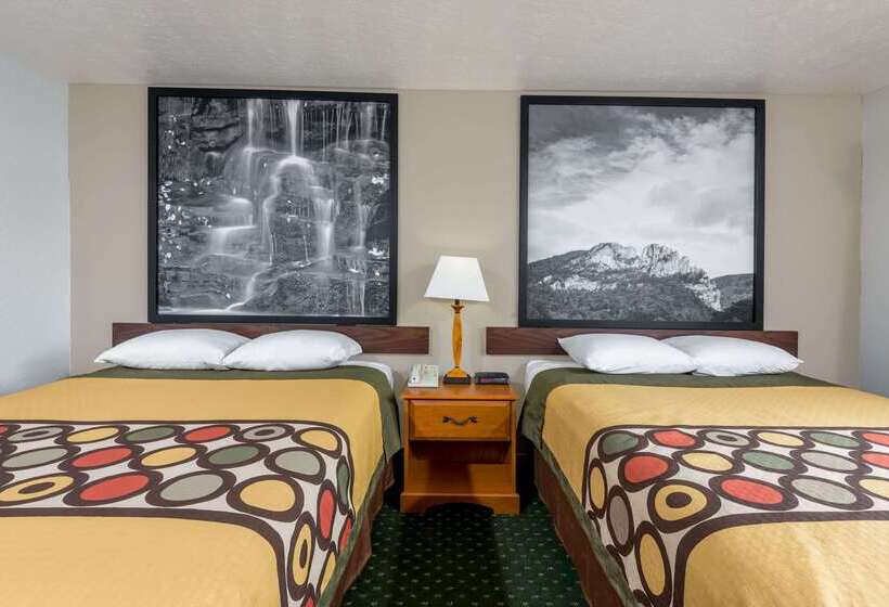 Motel Super 8 By Wyndham Fairmont