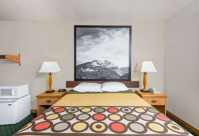 Motel Super 8 By Wyndham Fairmont