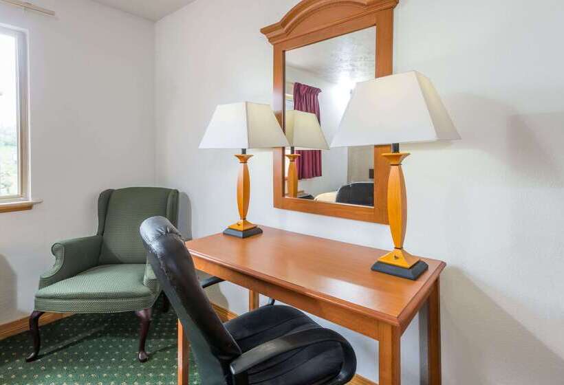 Motel Super 8 By Wyndham Fairmont