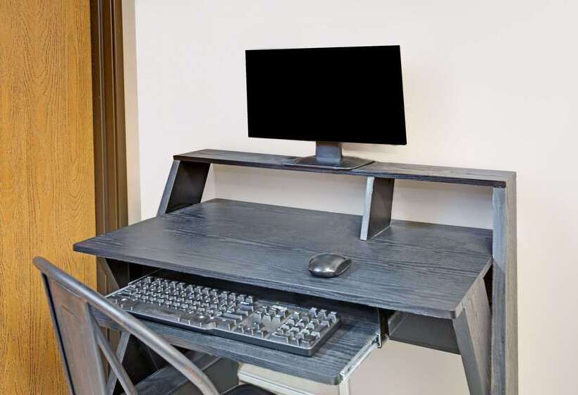 مُتل Super 8 By Wyndham Fort Collins