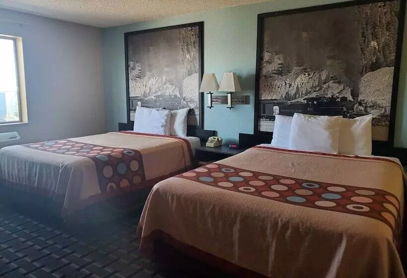 Мотель Super 8 By Wyndham Henderson North East Denver