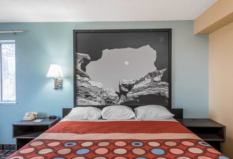 فندق على الطريق Super 8 By Wyndham Henderson North East Denver