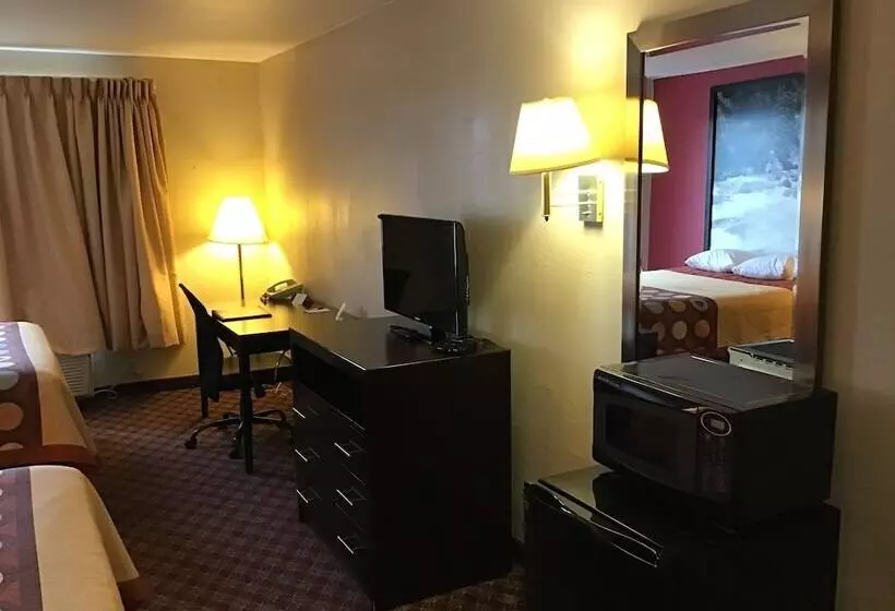 Мотель Super 8 By Wyndham Heyburn