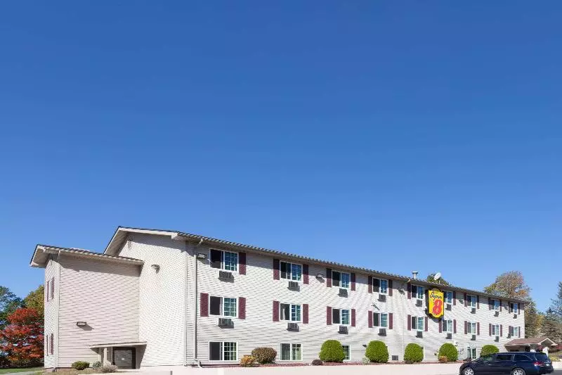 Motel Super 8 By Wyndham Johnstown/gloversville