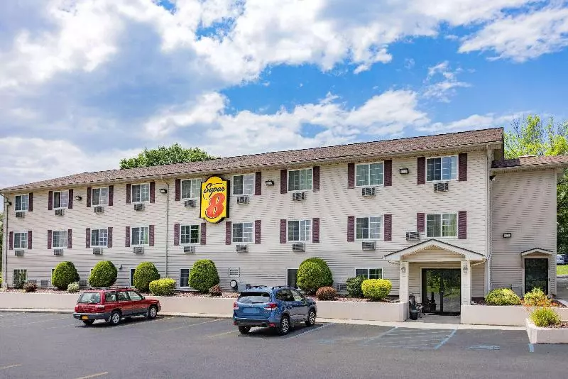 Motel Super 8 By Wyndham Johnstown/gloversville