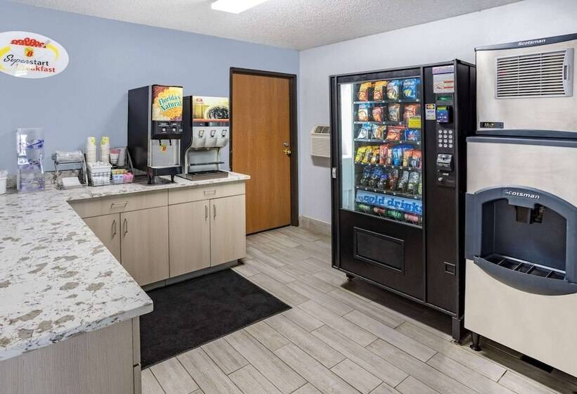 Motel Super 8 By Wyndham Johnstown/gloversville