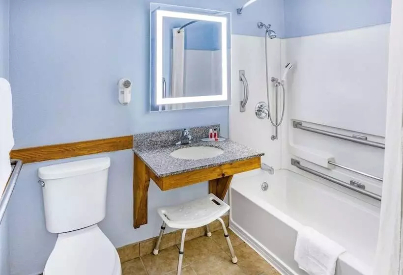 Motel Super 8 By Wyndham Johnstown/gloversville