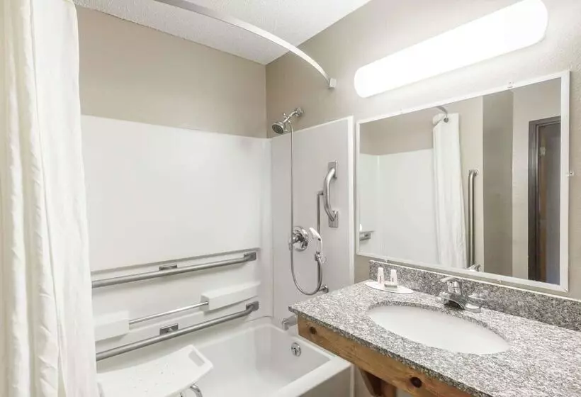 Motel Super 8 By Wyndham Johnstown/gloversville