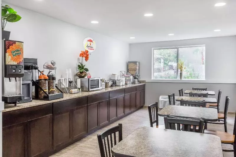 モーテル Fairbridge Inn Express Nyack