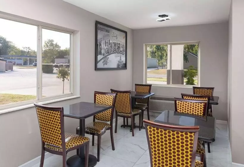 モーテル Super 8 By Wyndham Olney