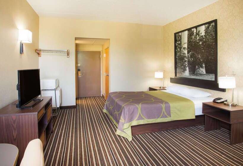 Motel Super 8 By Wyndham Plattsburgh