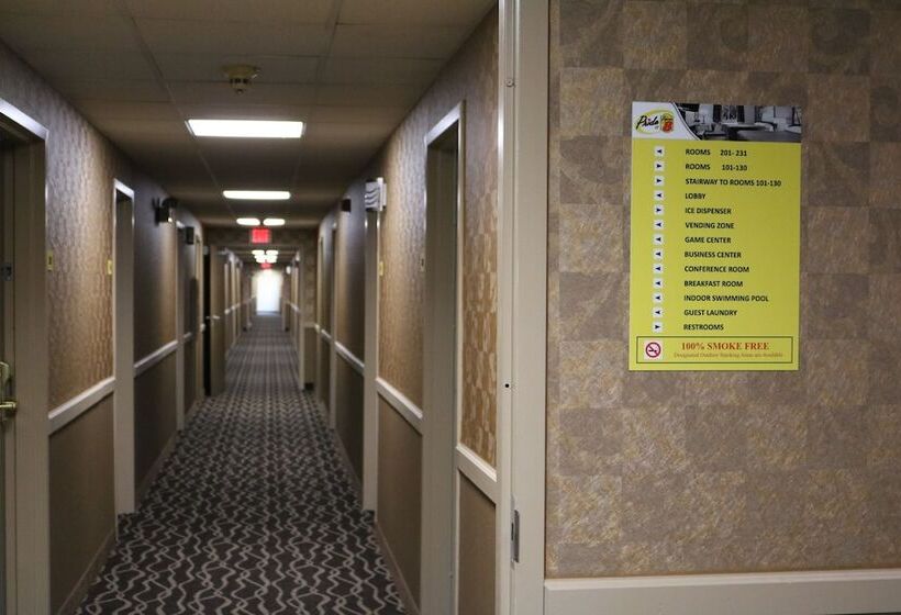 Motel Super 8 By Wyndham Plattsburgh