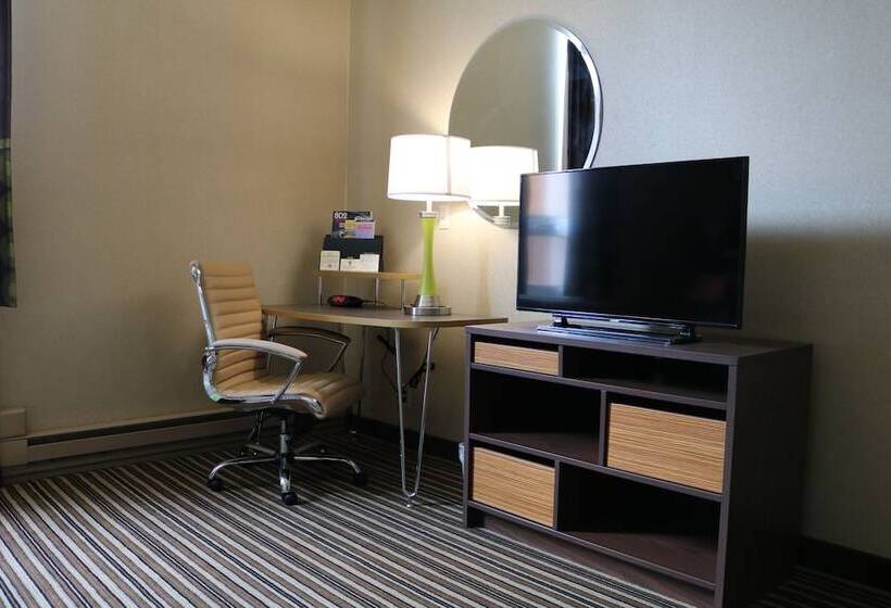 Motel Super 8 By Wyndham Plattsburgh