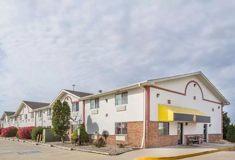 モーテル Super 8 By Wyndham Pontiac