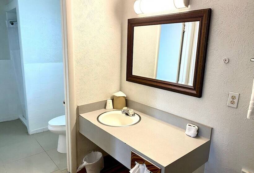 Motel Super 8 By Wyndham Wells