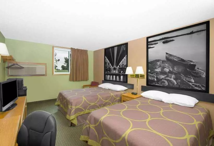 مُتل Super 8 By Wyndham Worthington Minnesota