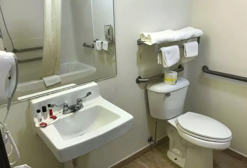 Мотель Surestay Plus Hotel By Best Western Bettendorf