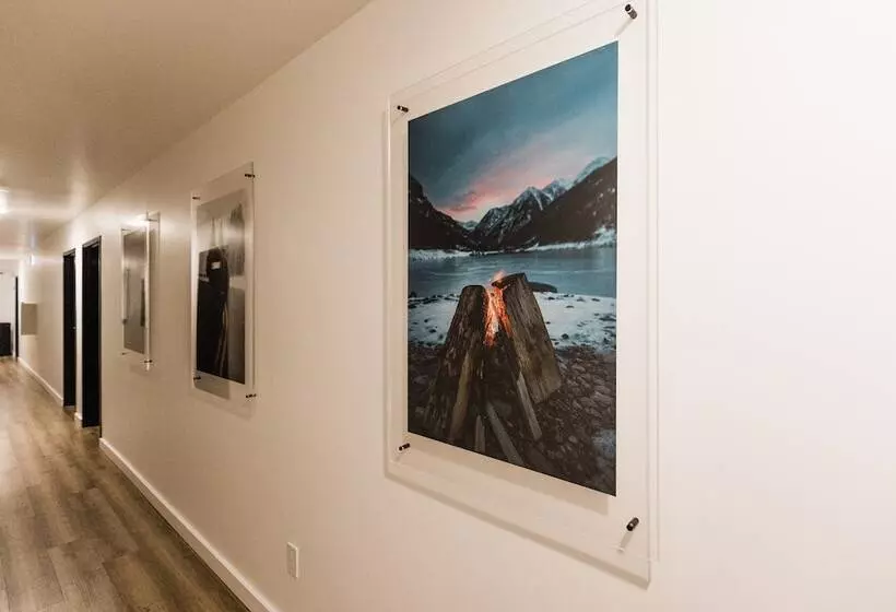 مُتل Wonderstone At Glacier