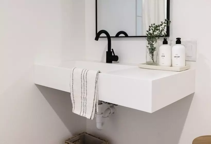 مُتل Wonderstone At Glacier