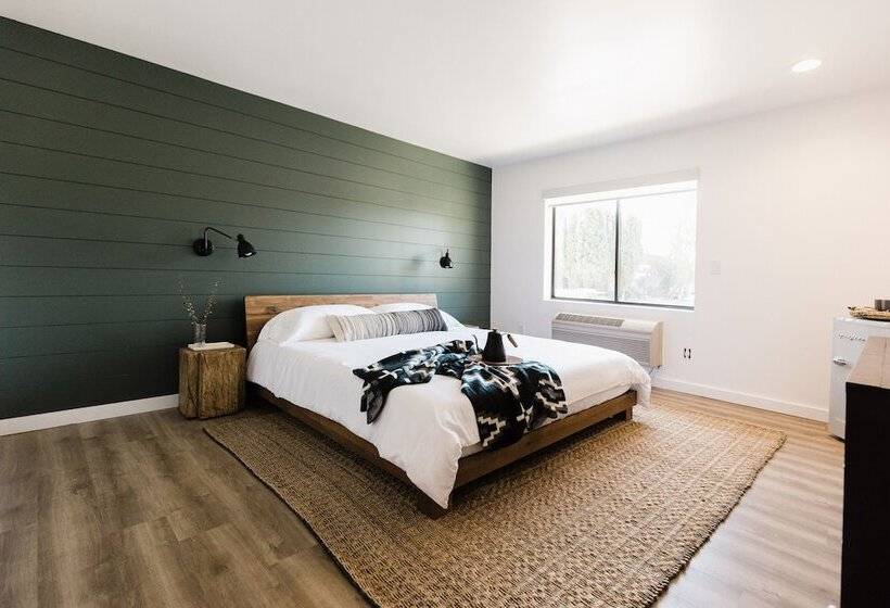 فندق على الطريق Wonderstone At Glacier