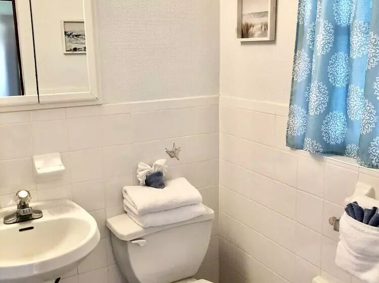 Surf Studio Beach Resort